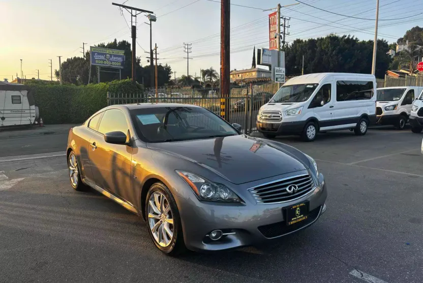 2014 Infiniti Q60 Coupe Journey photo 1