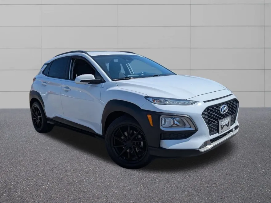2021 Hyundai Kona SEL Plus photo 1