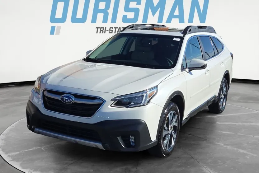 2022 Subaru Outback Limited XT photo 1