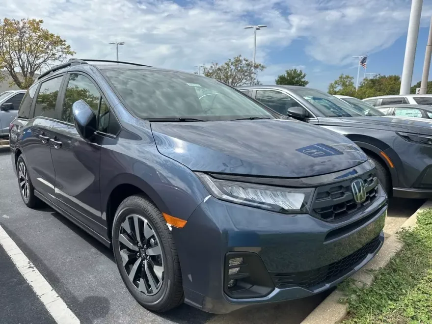 2026 Honda Odyssey EX-L photo 1