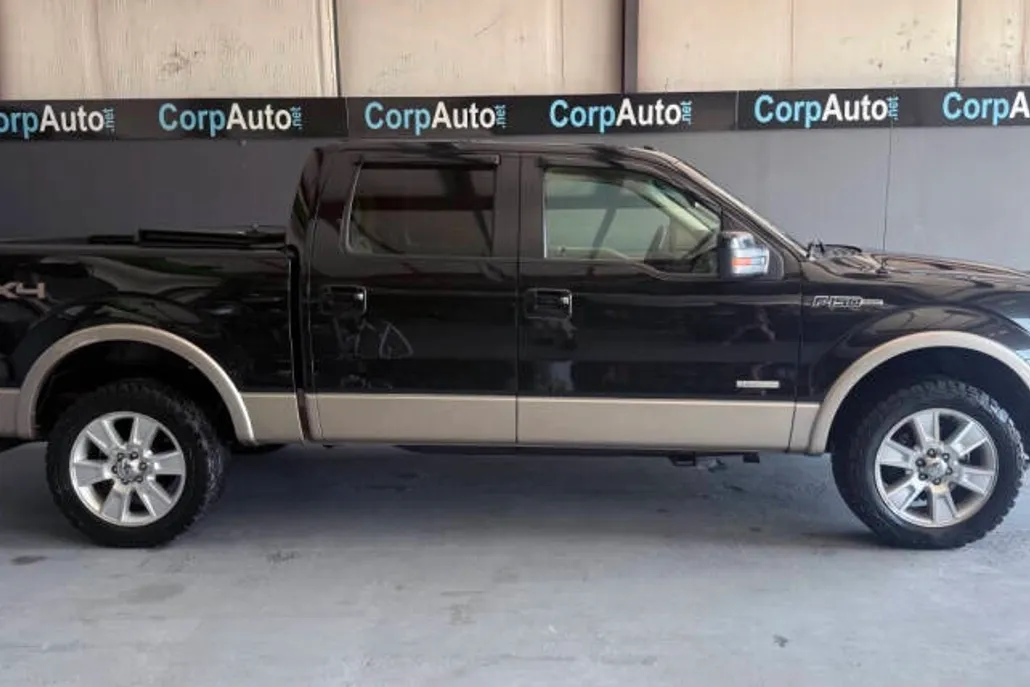 2011 Ford F-150 Lariat photo 1