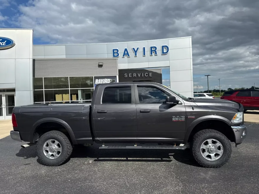 2016 Ram 2500 SLT photo 1
