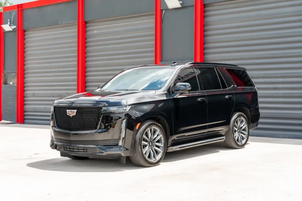 2023 Cadillac Escalade Sport Platinum photo 1