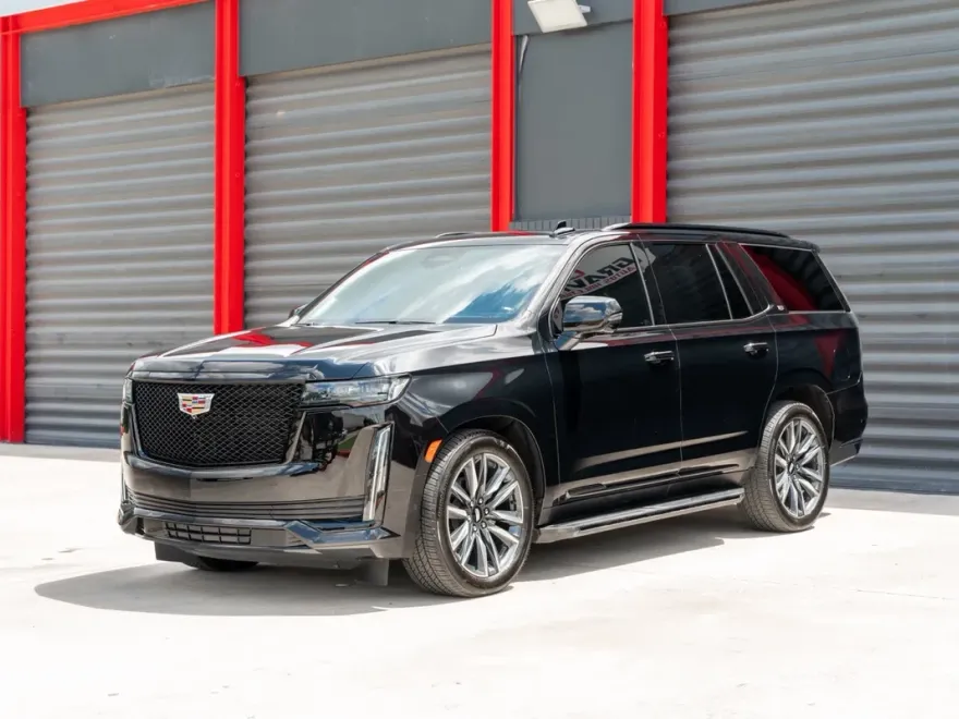 2023 Cadillac Escalade Sport Platinum photo 1