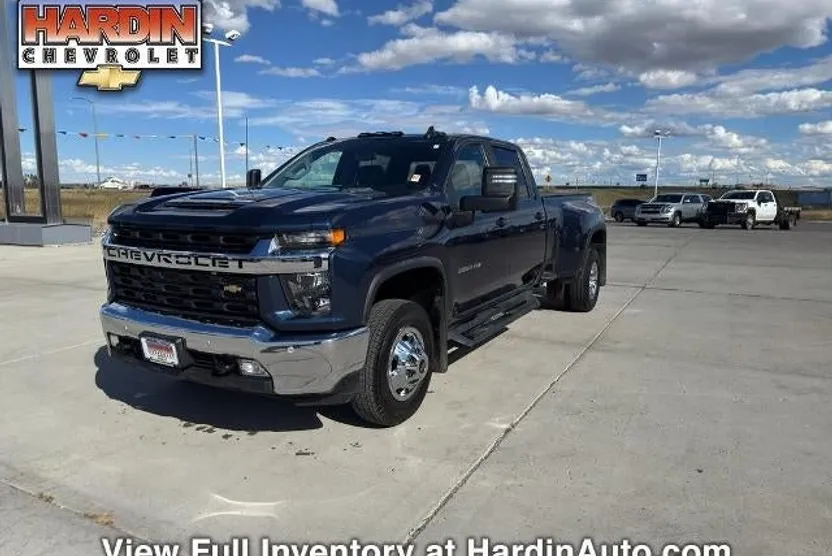 2023 Chevrolet Silverado 3500HD LT photo 1