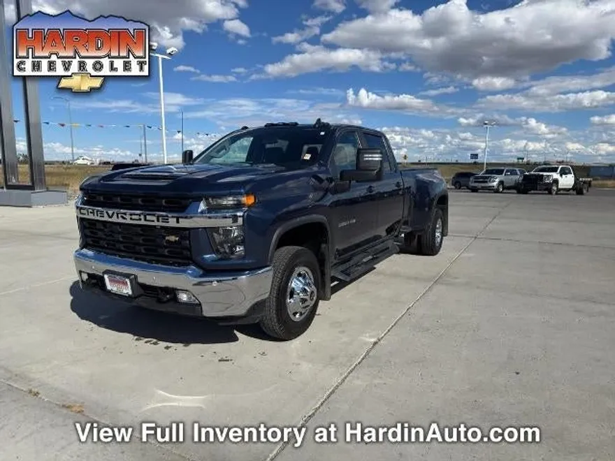 2023 Chevrolet Silverado 3500HD LT photo 1