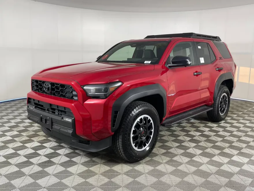 2025 Toyota 4Runner TRD Off-Road Premium photo 1