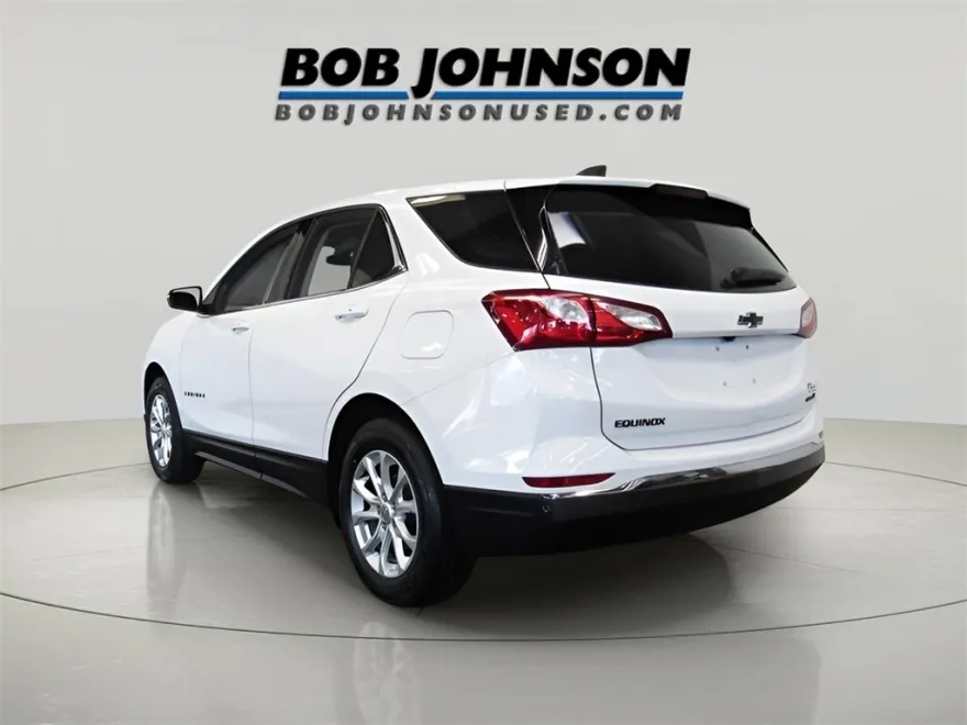 2019 Chevrolet Equinox LT photo 1