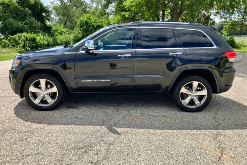 2014 Jeep Grand Cherokee Limited photo 1