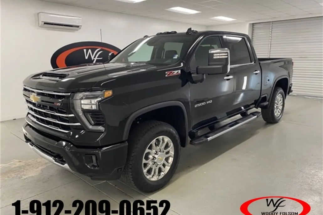 2025 Chevrolet Silverado 2500HD LTZ photo 1