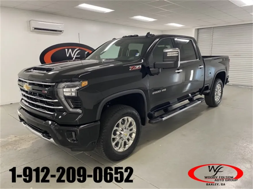 2025 Chevrolet Silverado 2500HD LTZ photo 1