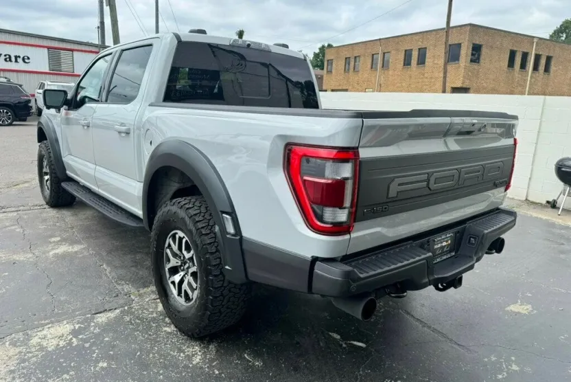 2023 Ford F-150 Raptor photo 1