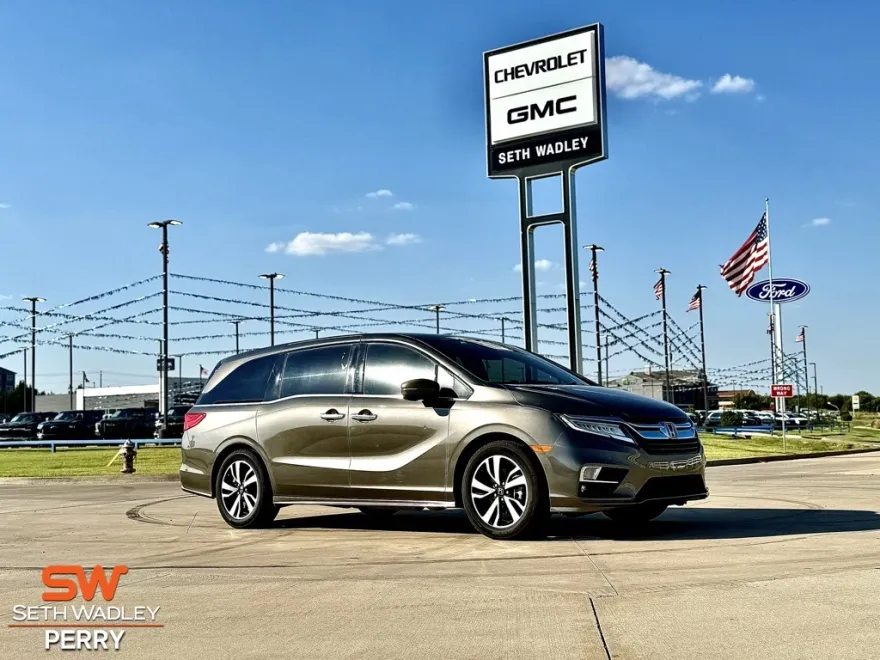 2018 Honda Odyssey Elite photo 1