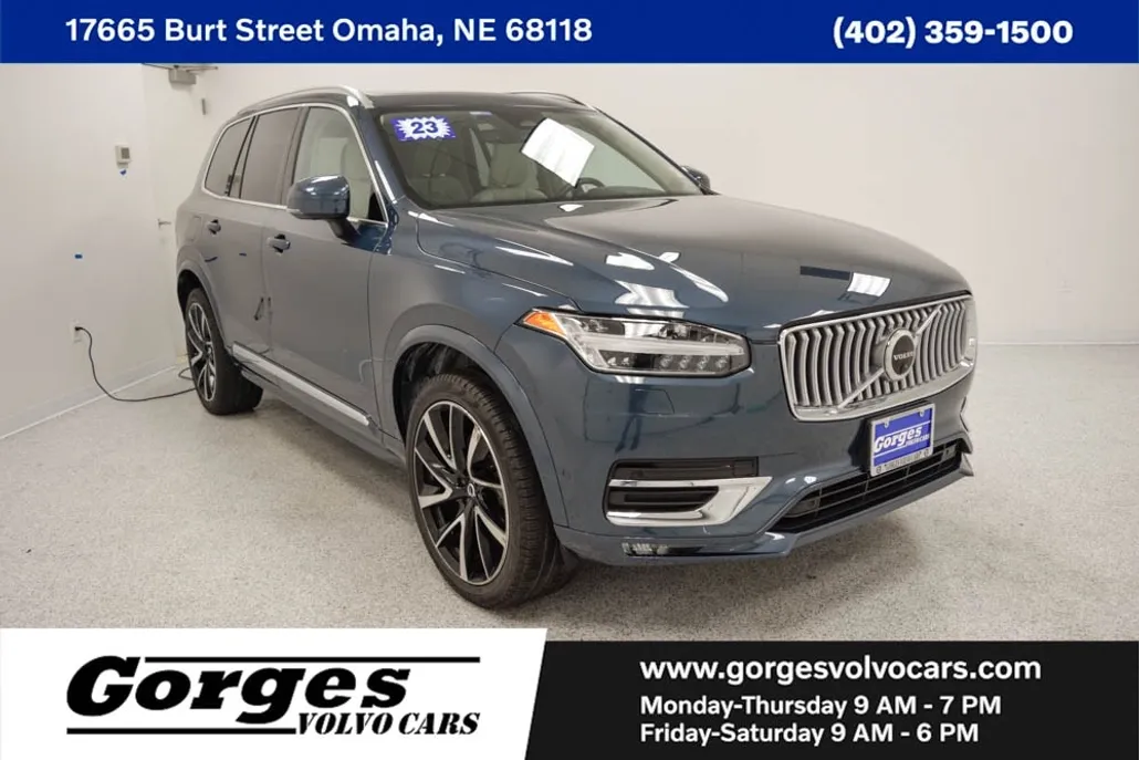 2023 Volvo XC90 AWD Plus photo 1