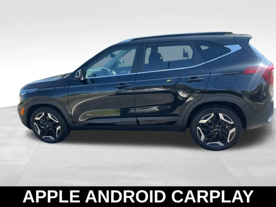 2024 Kia Seltos SX photo 1