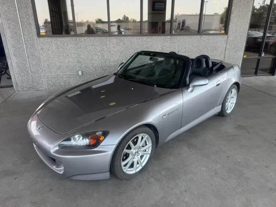 2005 Honda S2000 Base photo 1
