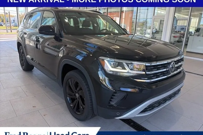 2022 Volkswagen Atlas SE Technology photo 1