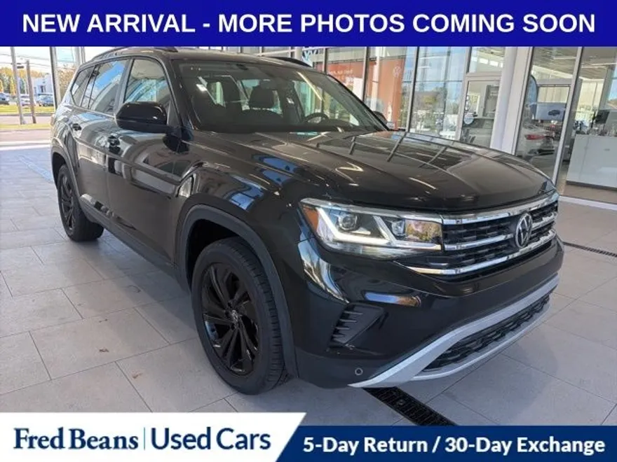 2022 Volkswagen Atlas SE Technology photo 1