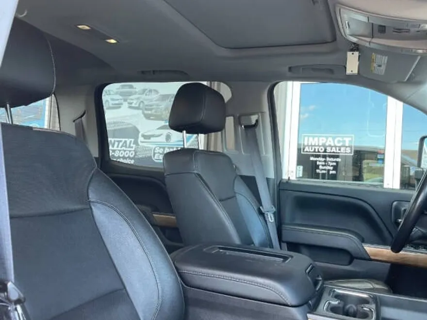 2017 Chevrolet Silverado 1500 LTZ photo 1