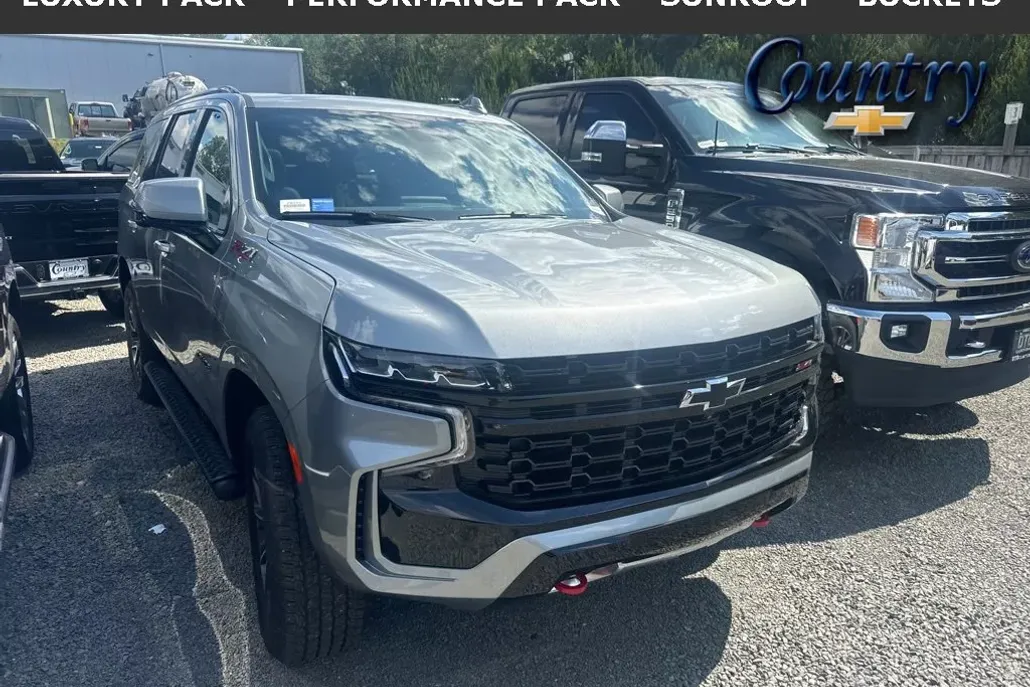 2024 Chevrolet Tahoe Z71 photo 1