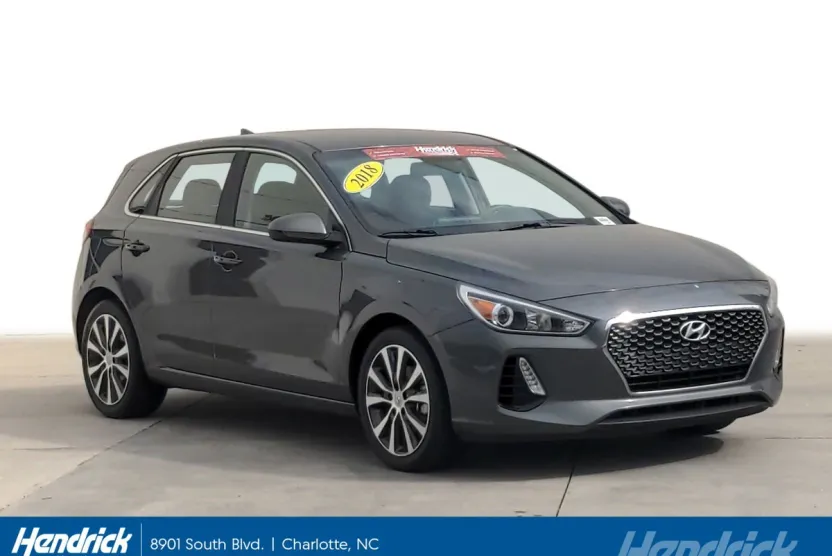 2018 Hyundai Elantra GT photo 1
