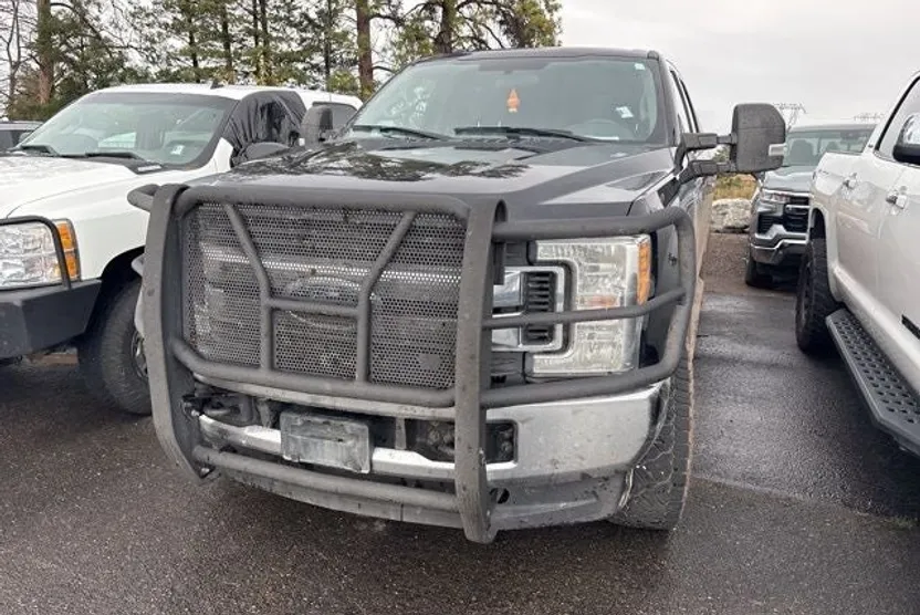2017 Ford F-250 photo 1