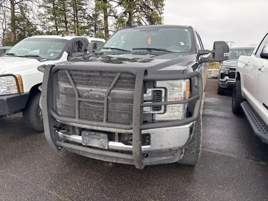 2017 Ford F-250 photo 1