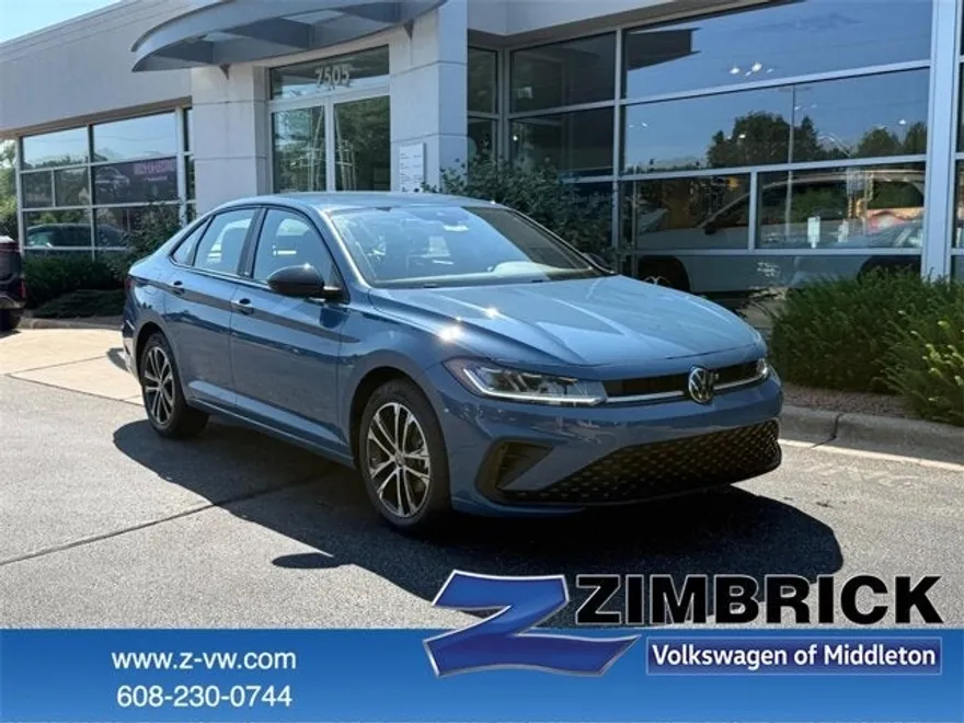2025 Volkswagen Jetta Sport photo 1