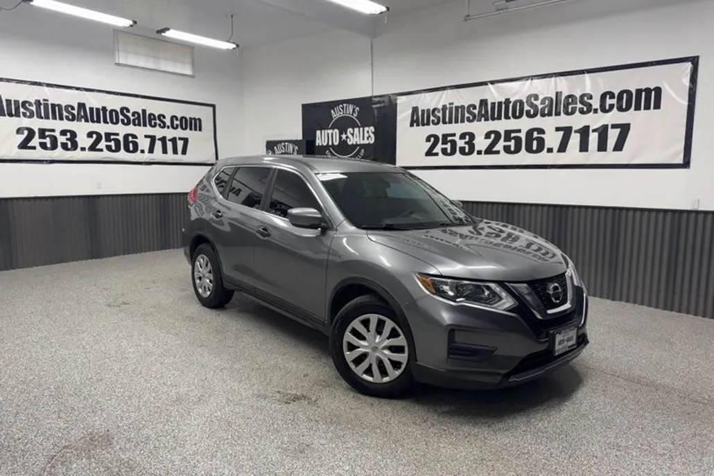 2017 Nissan Rogue S photo 1
