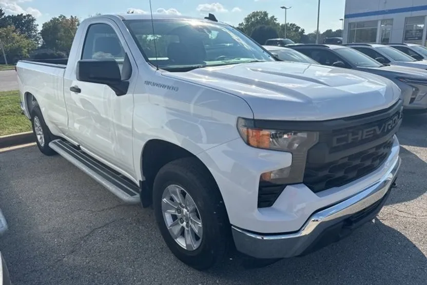 2024 Chevrolet Silverado 1500 photo 1