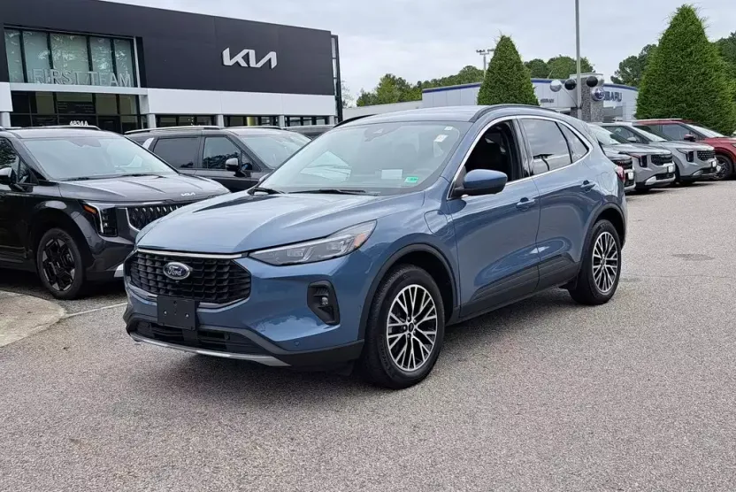 2023 Ford Escape Plug-In Hybrid Base photo 1