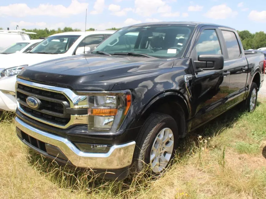 2023 Ford F-150 XLT photo 1