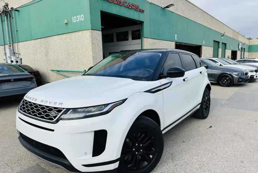 2020 Land Rover Range Rover Evoque S photo 1