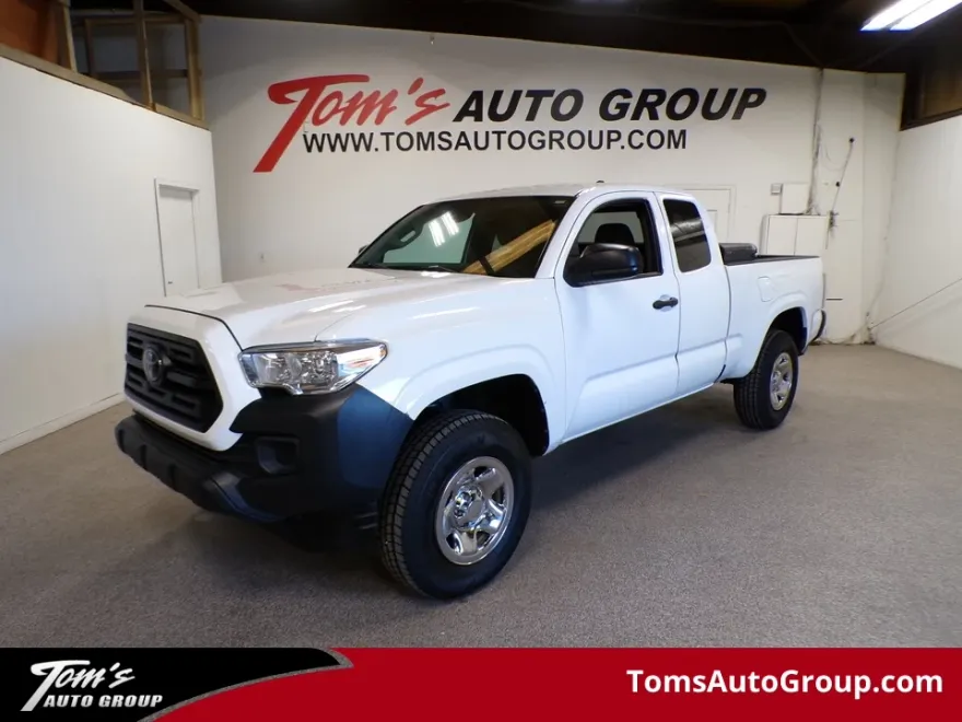 2019 Toyota Tacoma SR photo 1