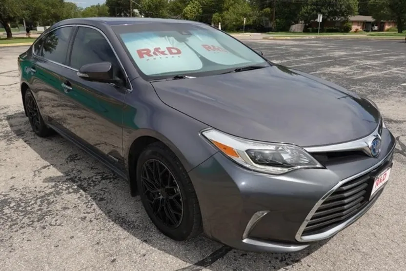 2016 Toyota Avalon Touring photo 1