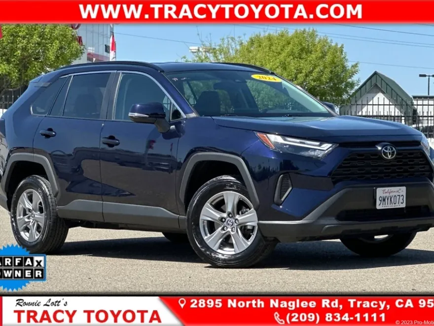 2024 Toyota RAV4 XLE photo 1