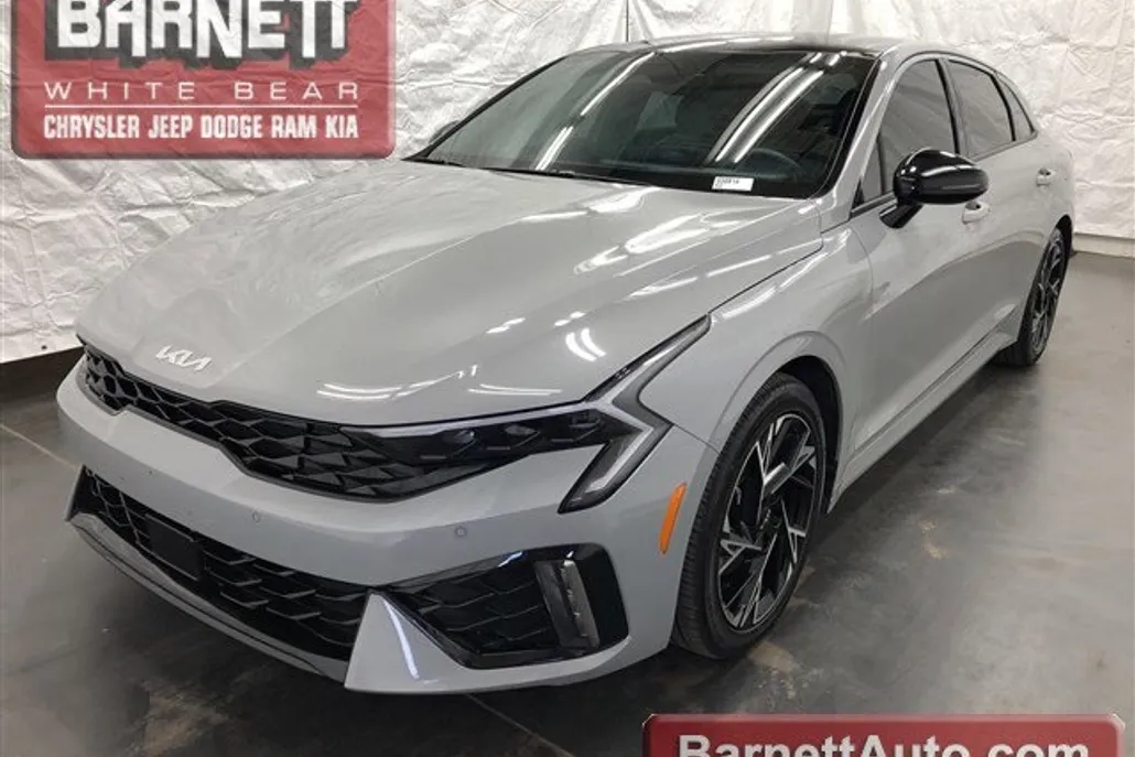 2025 Kia K5 GT-Line photo 1