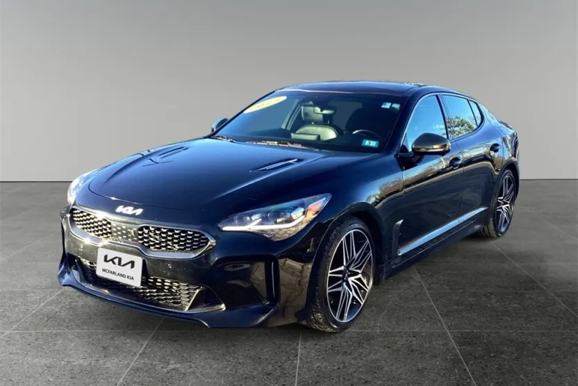 2022 Kia Stinger GT2 photo 1