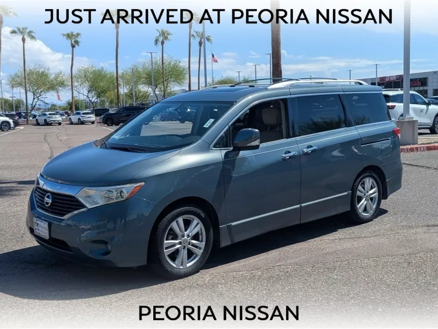2013 Nissan Quest SL photo 1