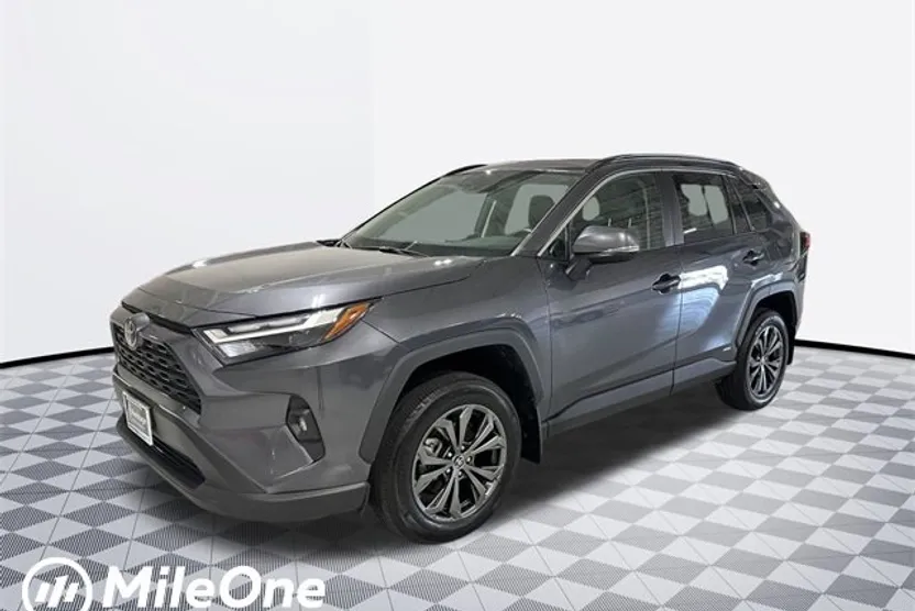 2025 Toyota RAV4 Hybrid XLE Premium photo 1