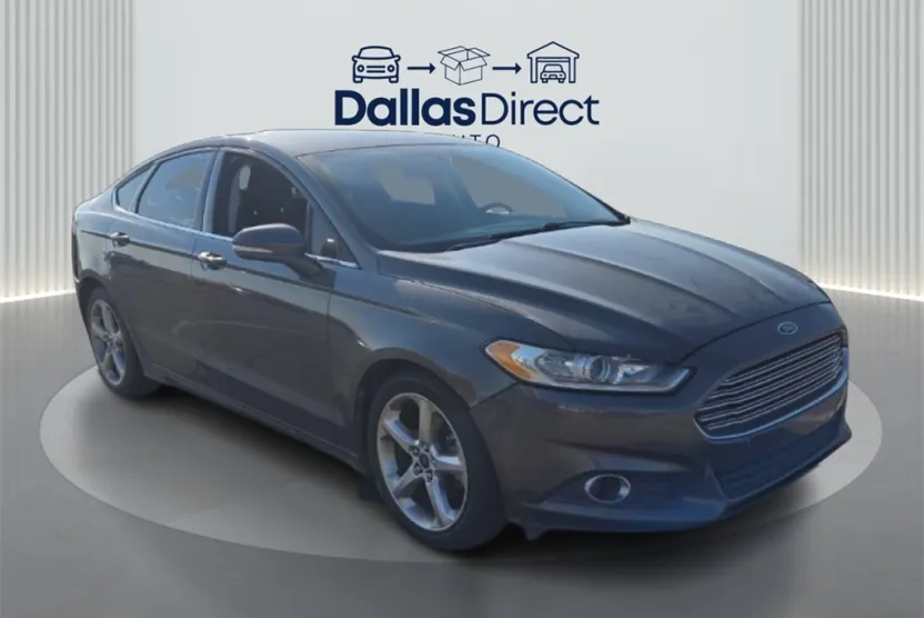 2015 Ford Fusion SE photo 1
