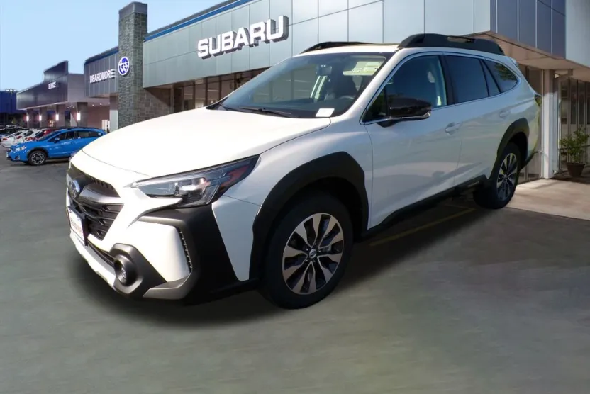 2025 Subaru Outback Limited photo 1
