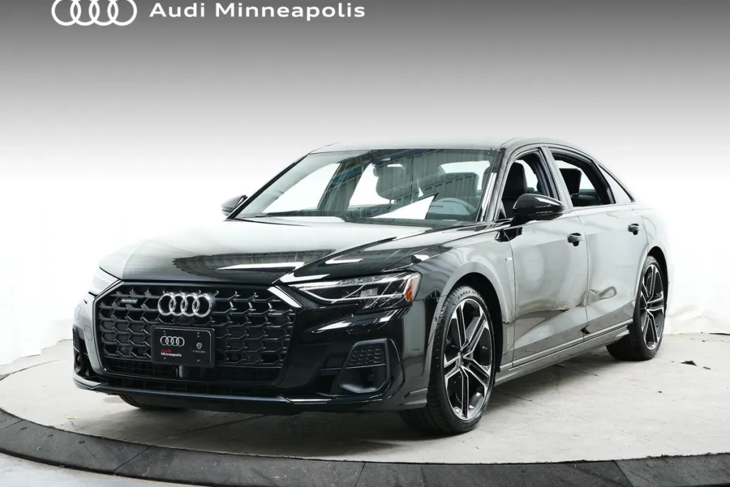 2025 Audi A8 L 55 photo 1