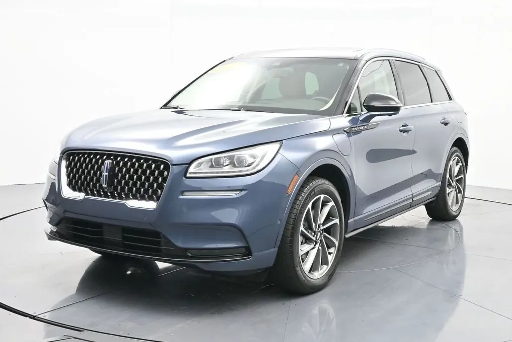 2022 Lincoln Corsair Grand Touring photo 1