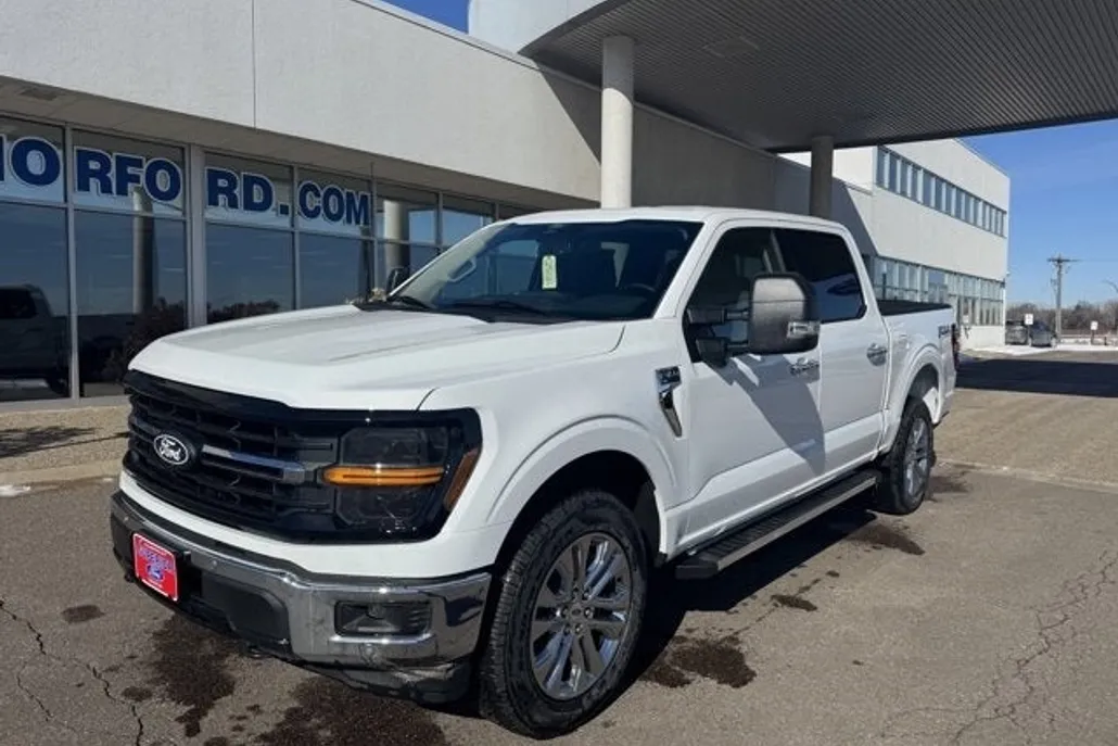 2025 Ford F-150 XLT photo 1