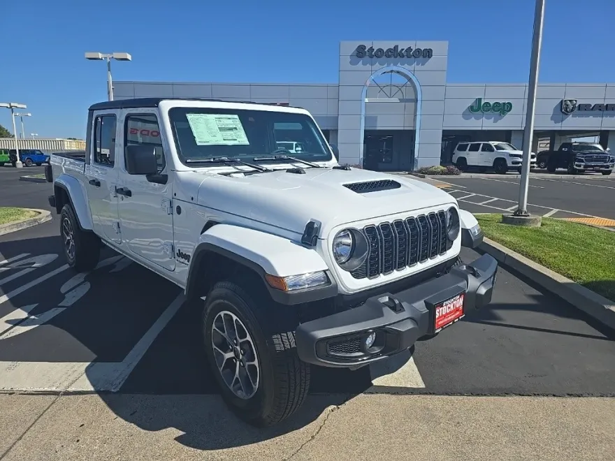 2025 Jeep Gladiator Sport S photo 1