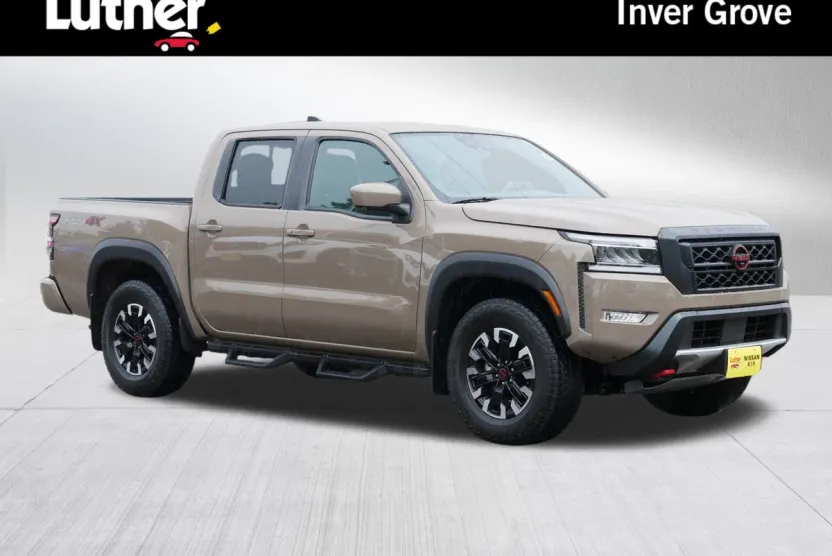 2023 Nissan Frontier PRO-4X photo 1