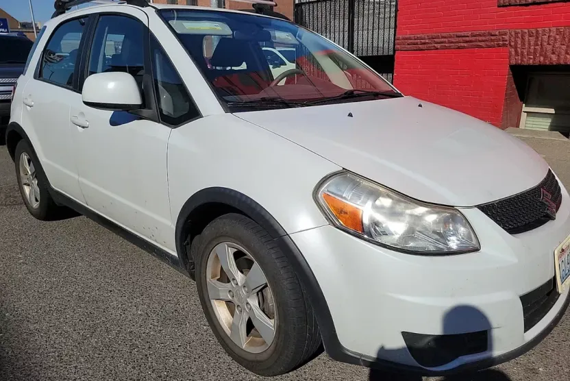 2012 Suzuki SX4 photo 1