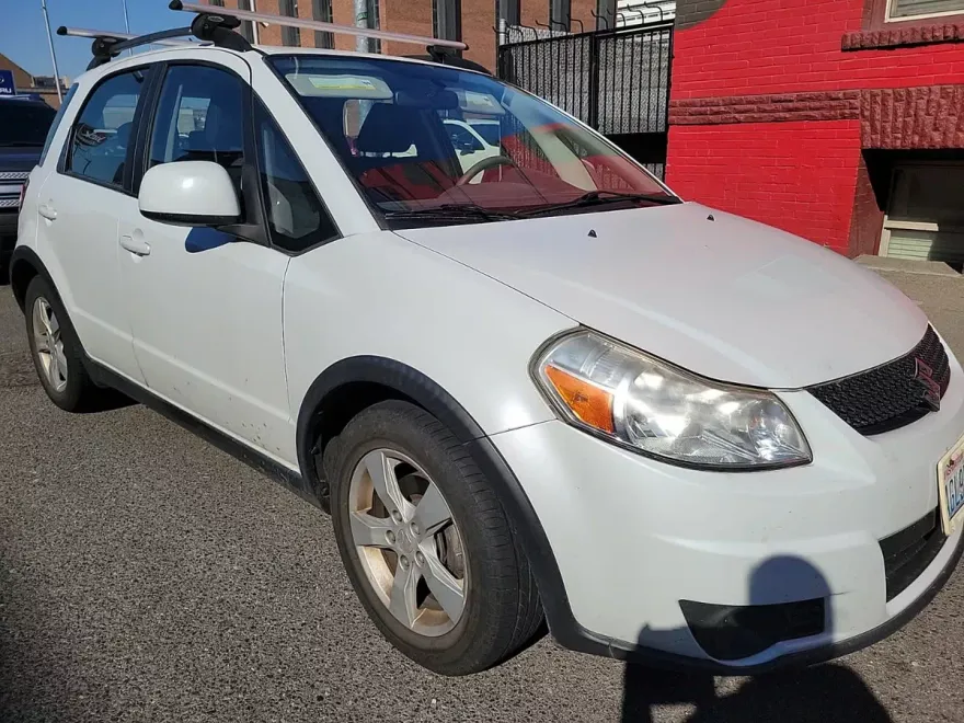 2012 Suzuki SX4 photo 1