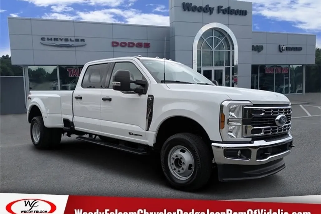 2025 Ford F-350 XLT photo 1